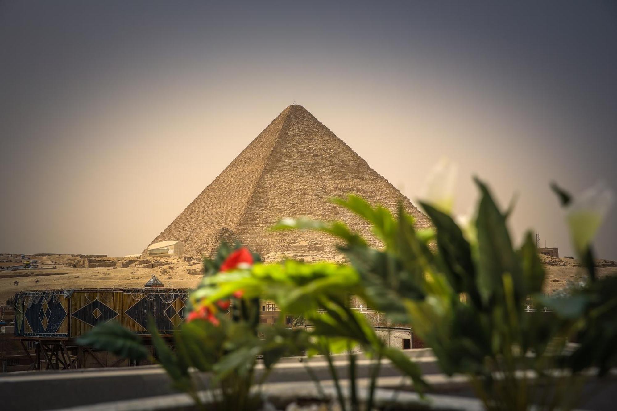 Queen Pyramids View Inn Kafret el-Gabal Buitenkant foto