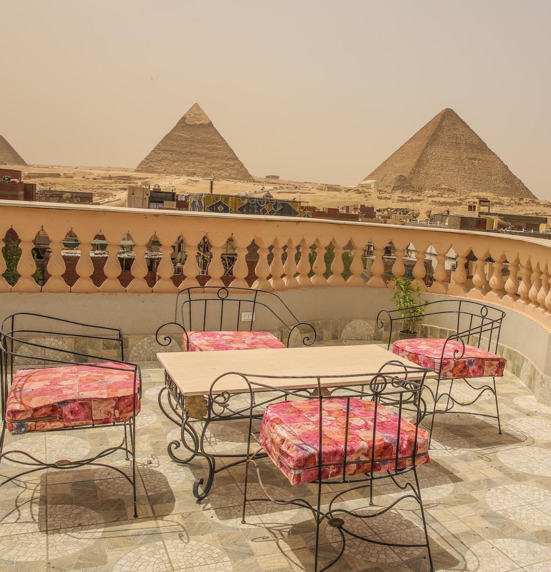 Queen Pyramids View Inn Kafret el-Gabal Buitenkant foto